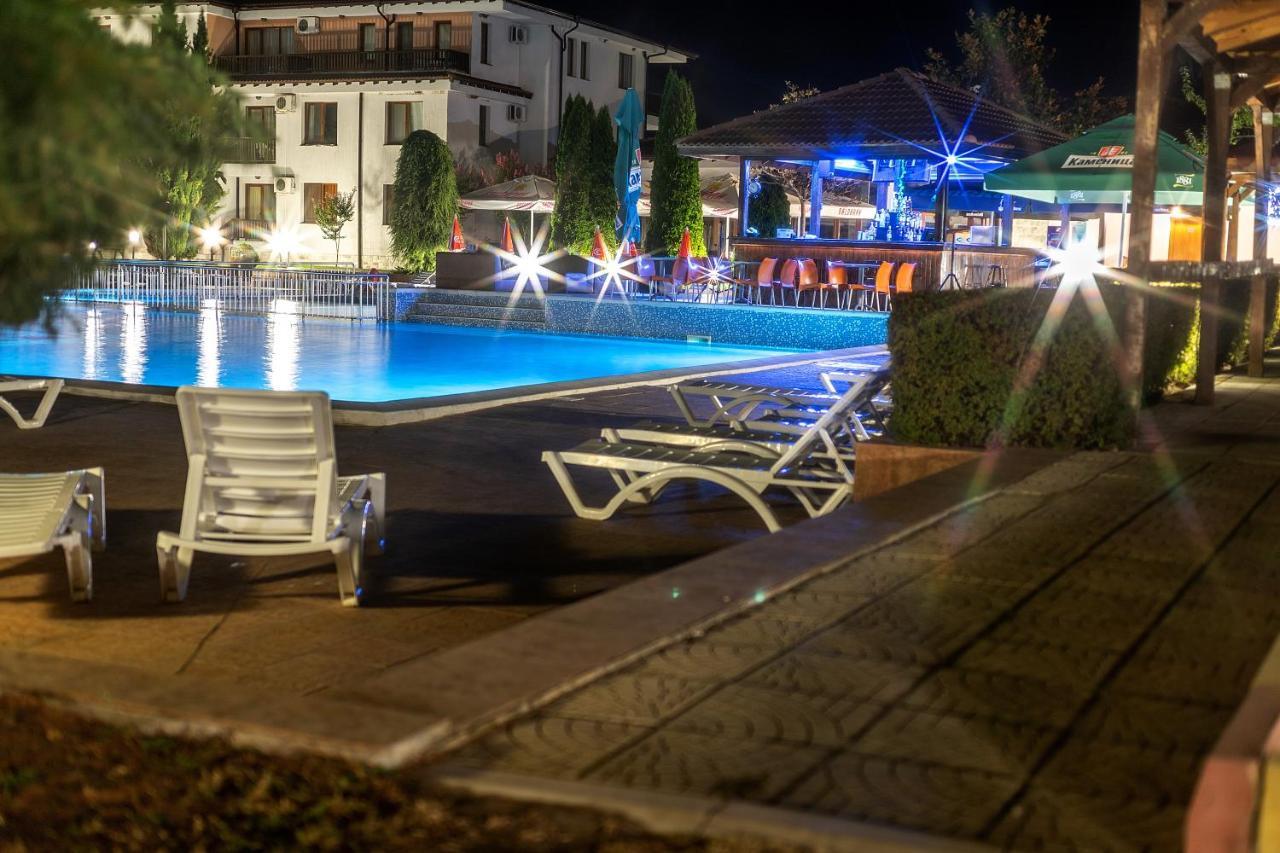 Harmony Hills Kolevi Apartments Рогачево Екстериор снимка