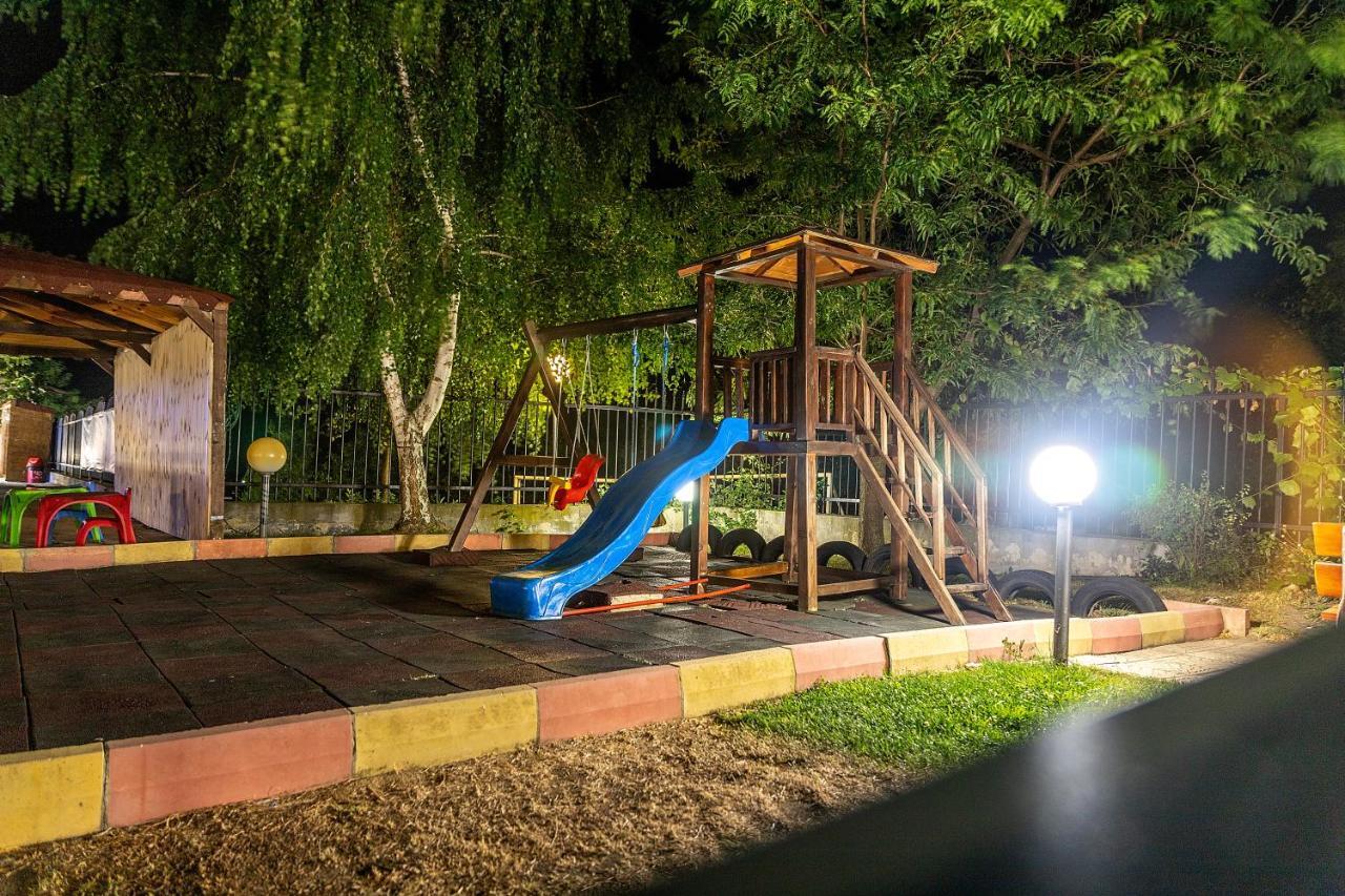 Harmony Hills Kolevi Apartments Рогачево Екстериор снимка