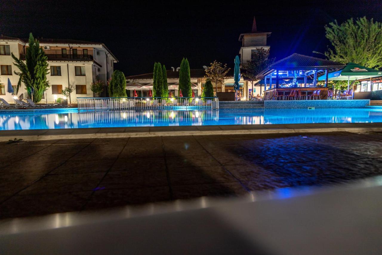 Harmony Hills Kolevi Apartments Рогачево Екстериор снимка