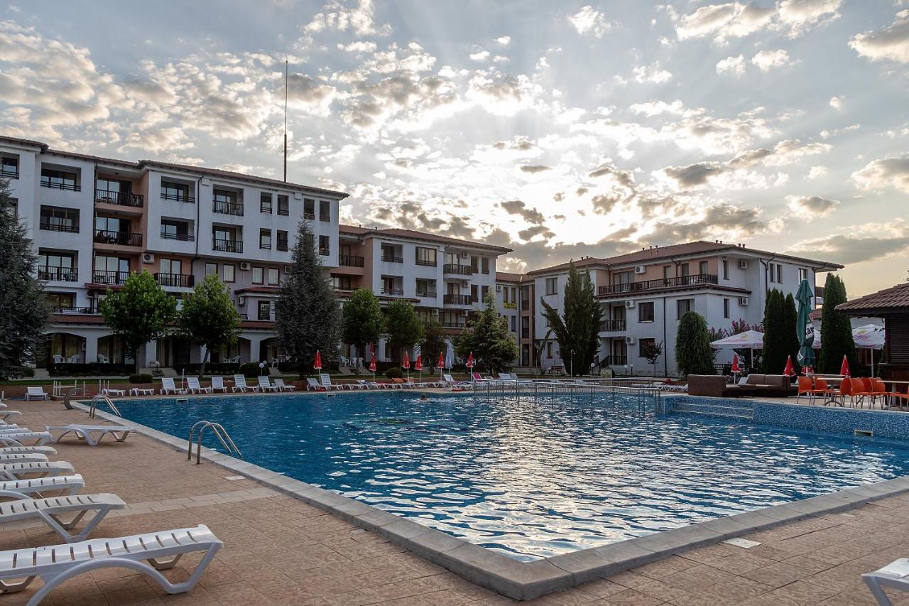 Harmony Hills Kolevi Apartments Рогачево Екстериор снимка
